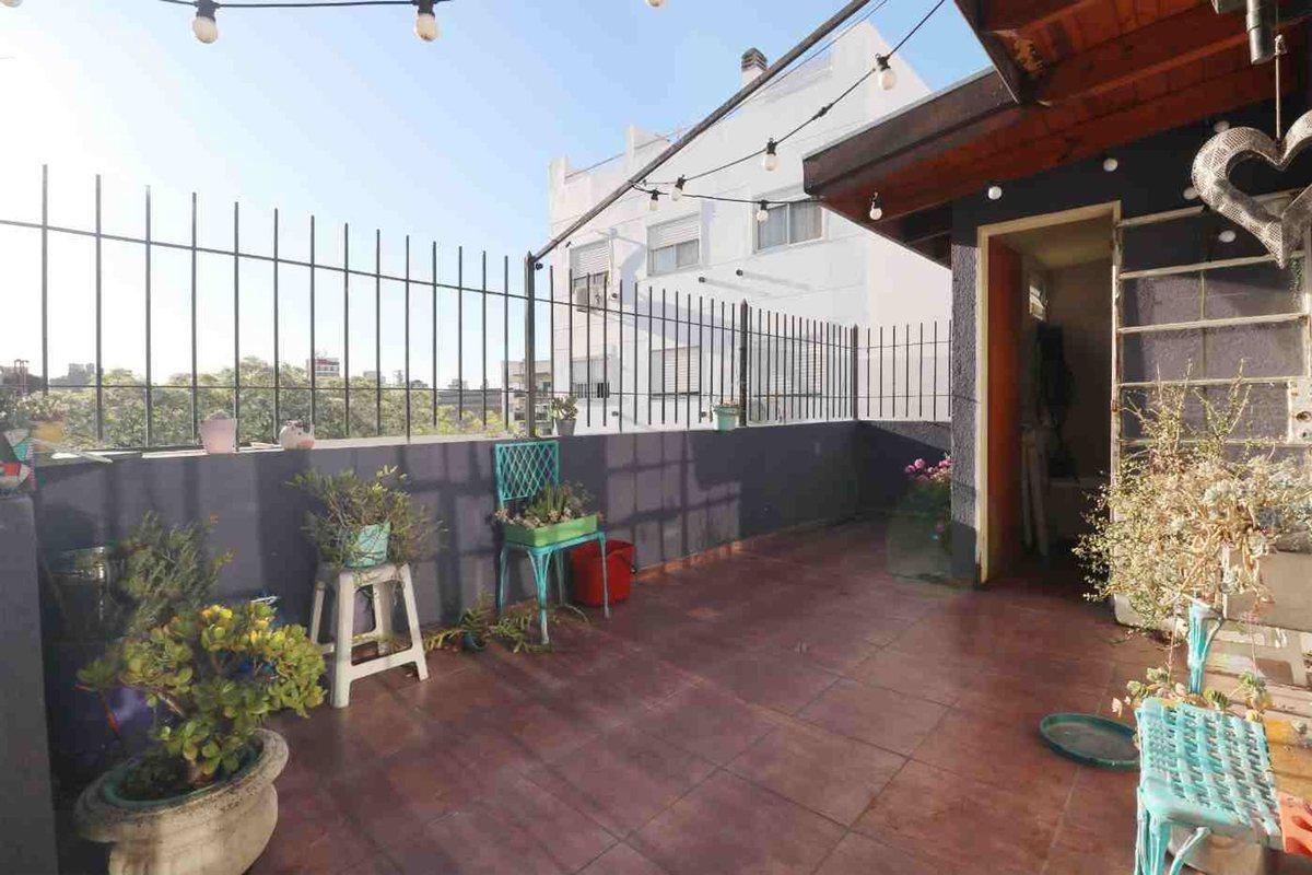 Foto de VENTA PH. 4 ambientes con terraza PROPIA/ ALMAGRO, imagen 2