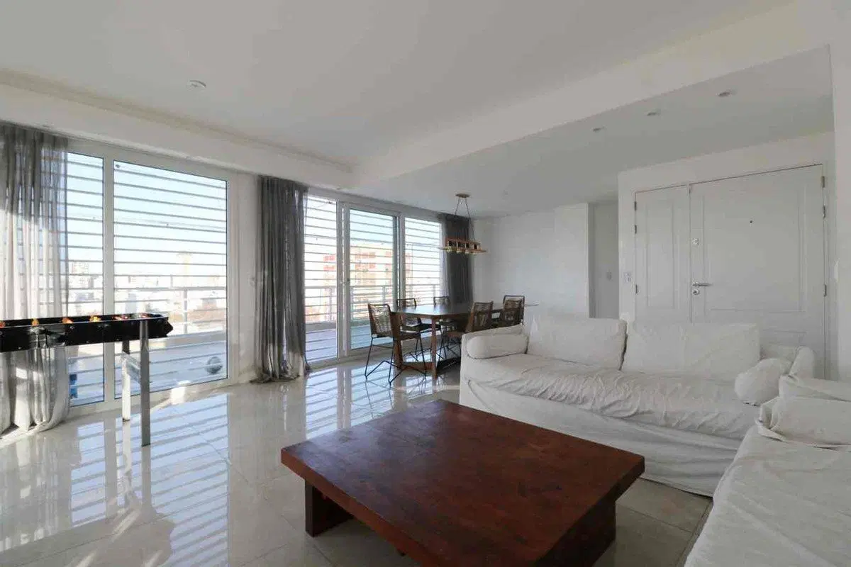 Venta departamento 4amb c/Dep. balcon terraza. coc 2