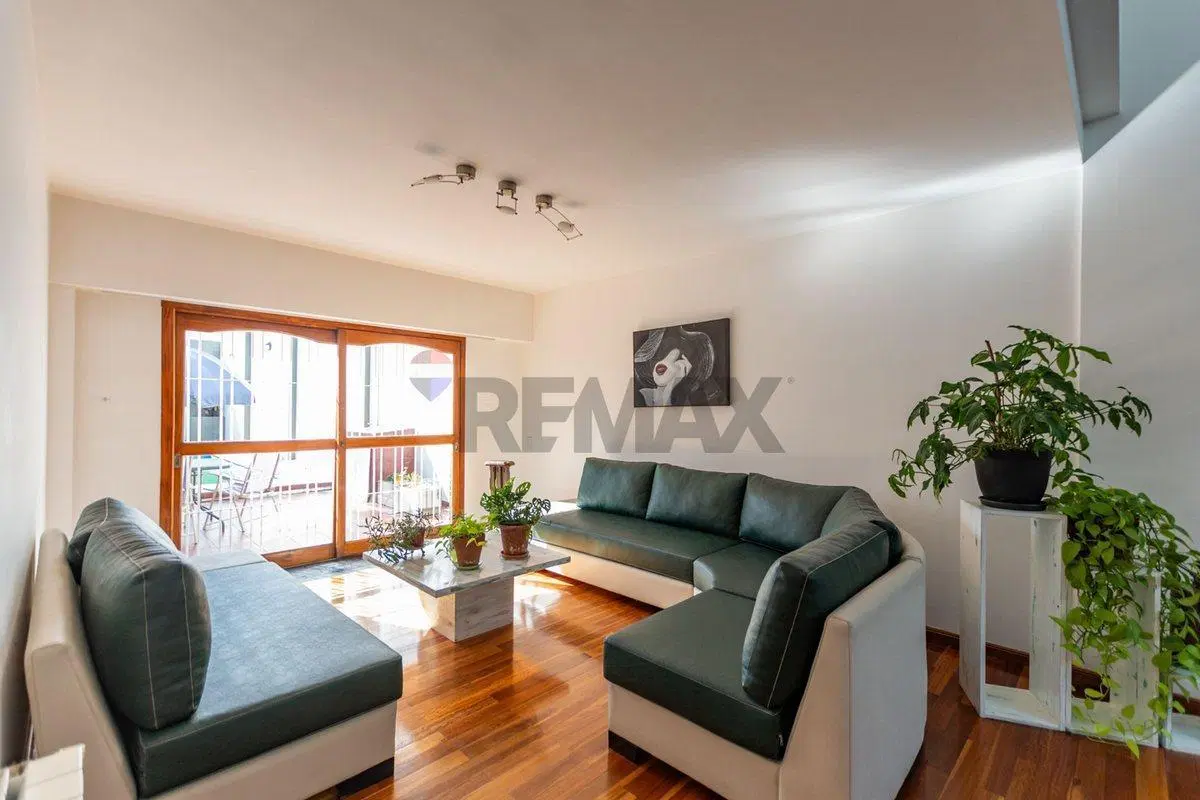 CASA 5 AMB EN LOTE PROPIO DE 8,8 x 57 VILLA DEVOTO 5