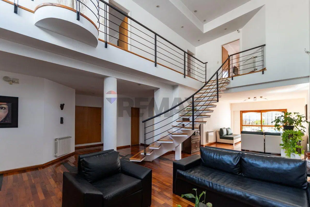 CASA 5 AMB EN LOTE PROPIO DE 8,8 x 57 VILLA DEVOTO 4