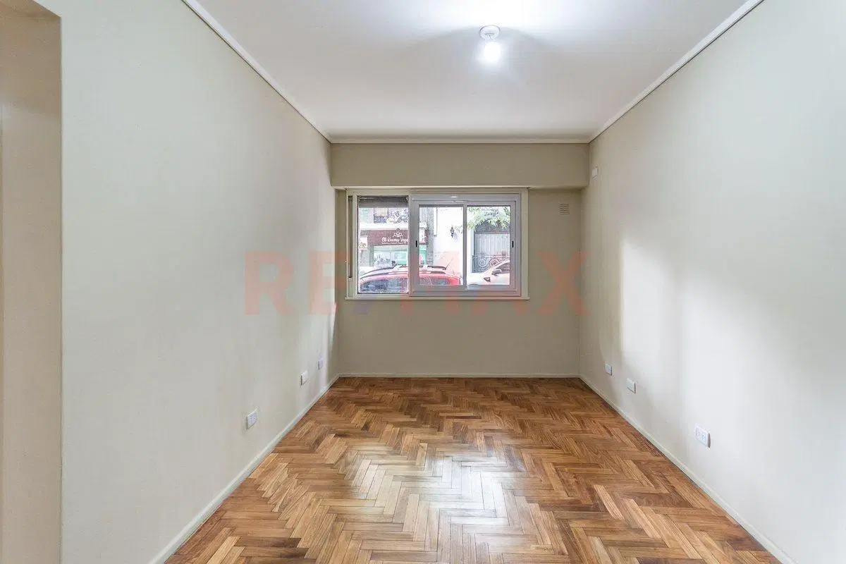 Venta 3 Ambientes  Almagro. Apto Prof - Patio 4