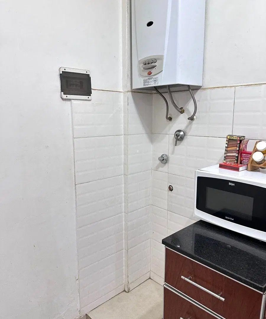 Venta Departamento 2 ambientes cocina refaccionada 3