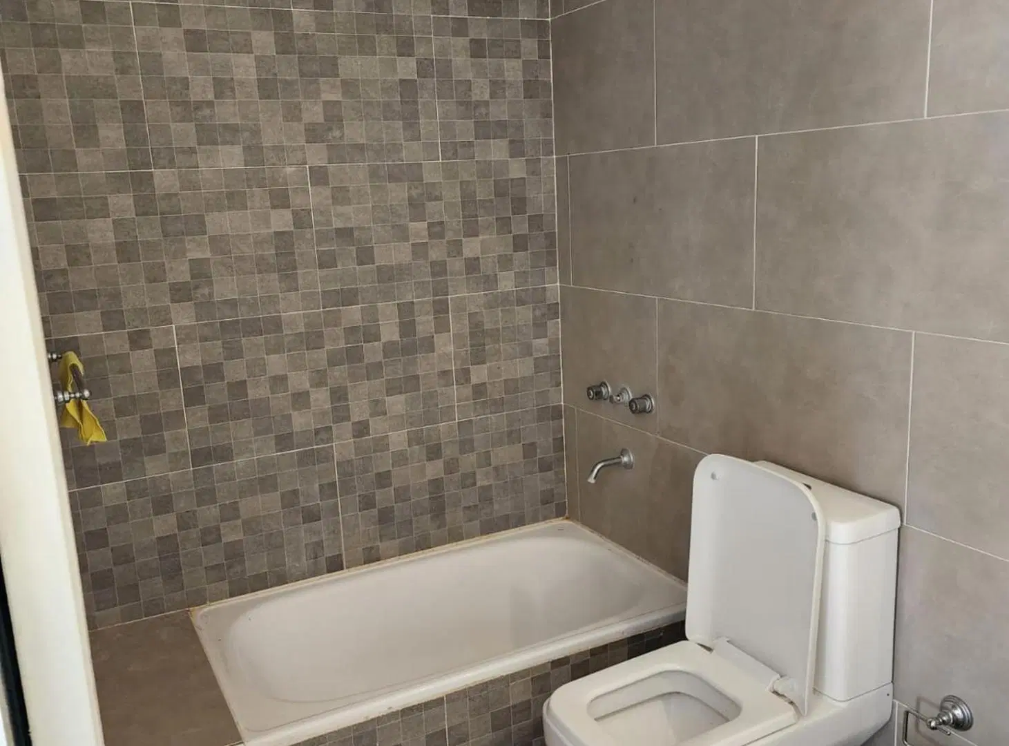 VENTA DTO 2 AMBIENTES CON COCHERA VILLA LUZURIAGA 4