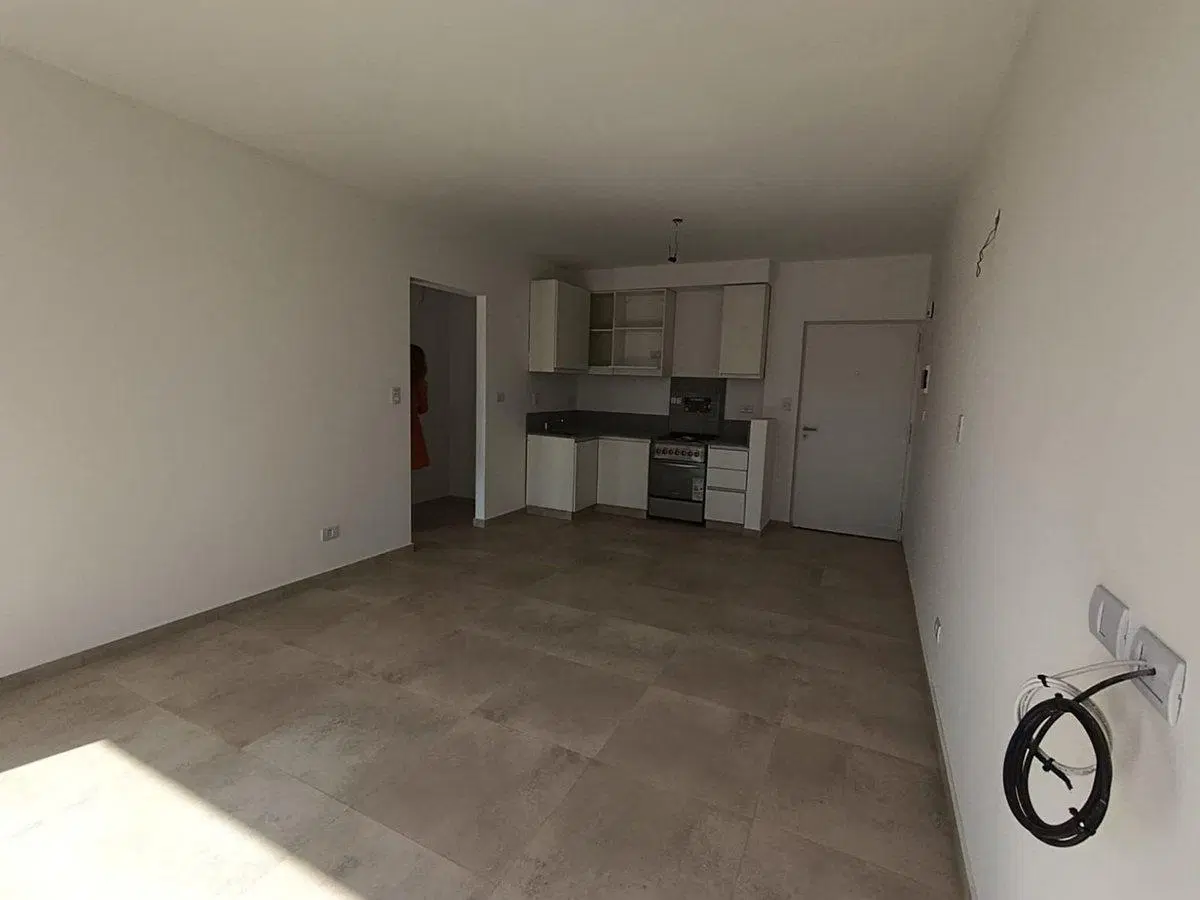 VENTA Depto a estrenar 2 ambientes FLORESTA 3