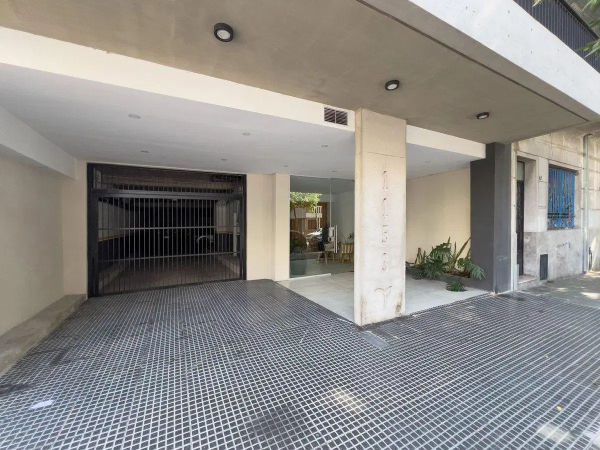 Caballito Norte - 3 amb con balcon, patio y coch. 3