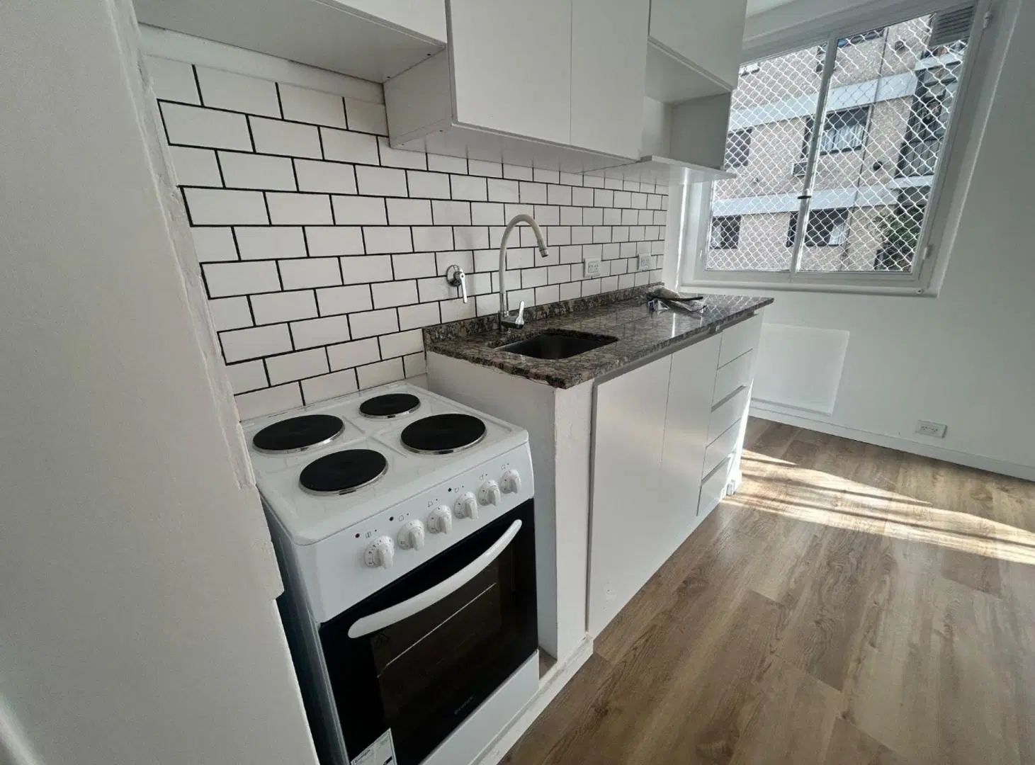 2 AMB RECIC. A NUEVO EN RECOLETA - BAJAS EXPENSAS 2