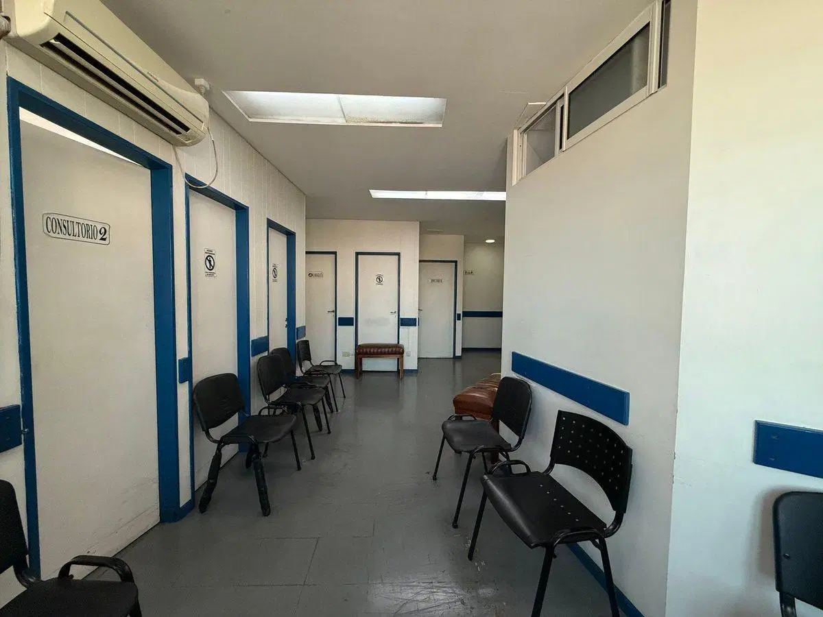 Avellaneda - Edificio/Centro médico ambulatorio 3