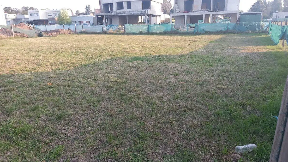 VENTA TERRENO PERMUTA HUDSON PARK, BERAZATEGUI. 4