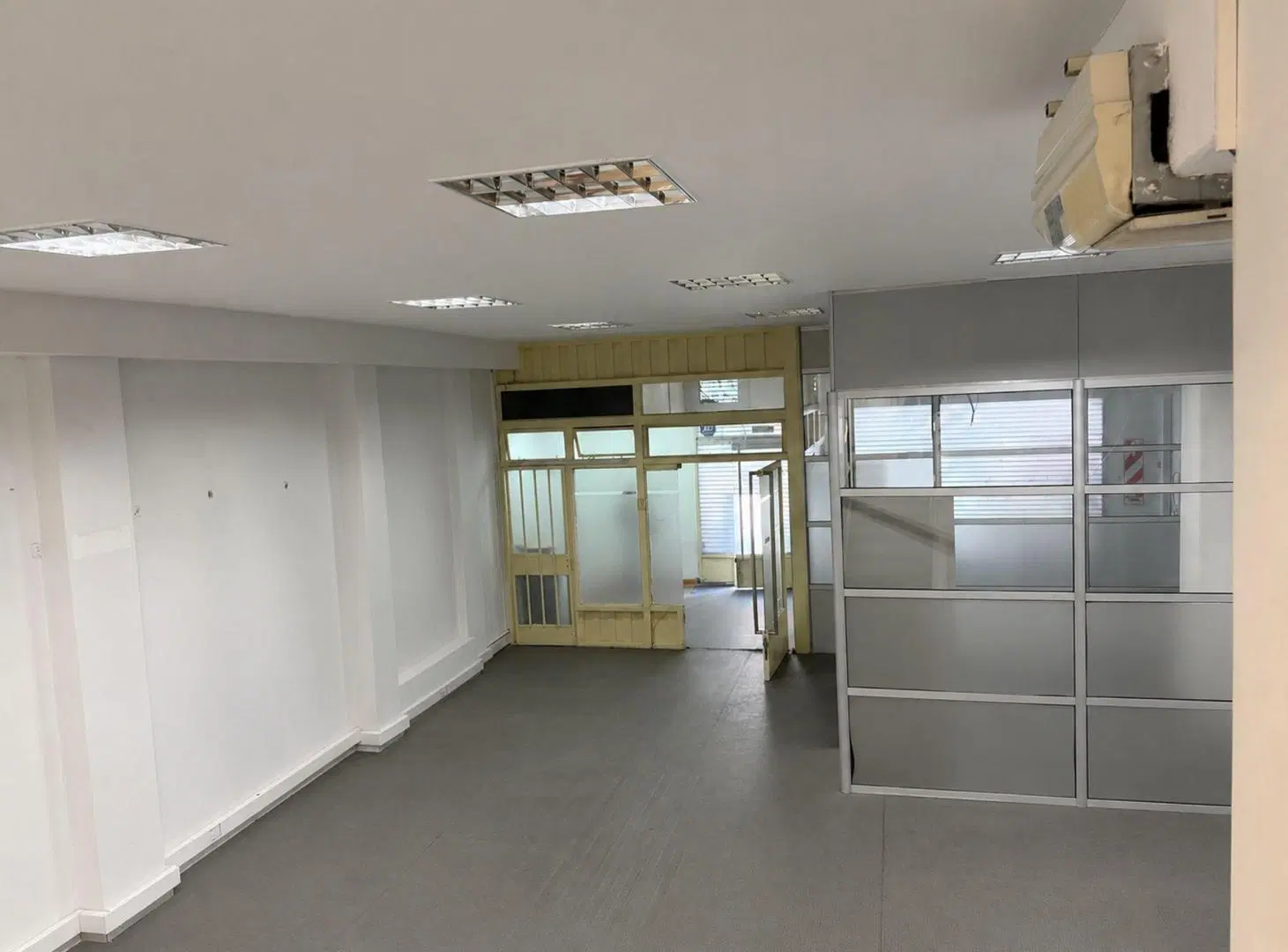 Alquiler Local c/ Subsuelo /Oficinas Apto T. Rubro 4