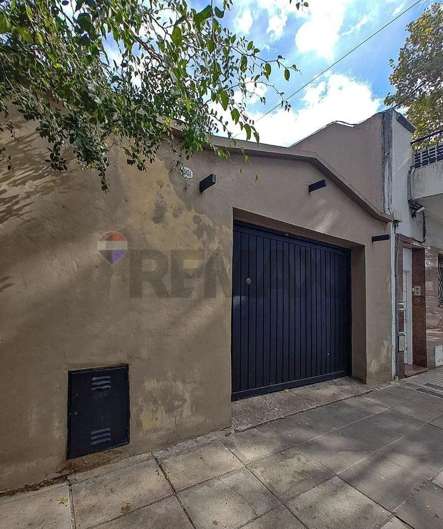 Espectacular casa a la venta en La Paternal 5