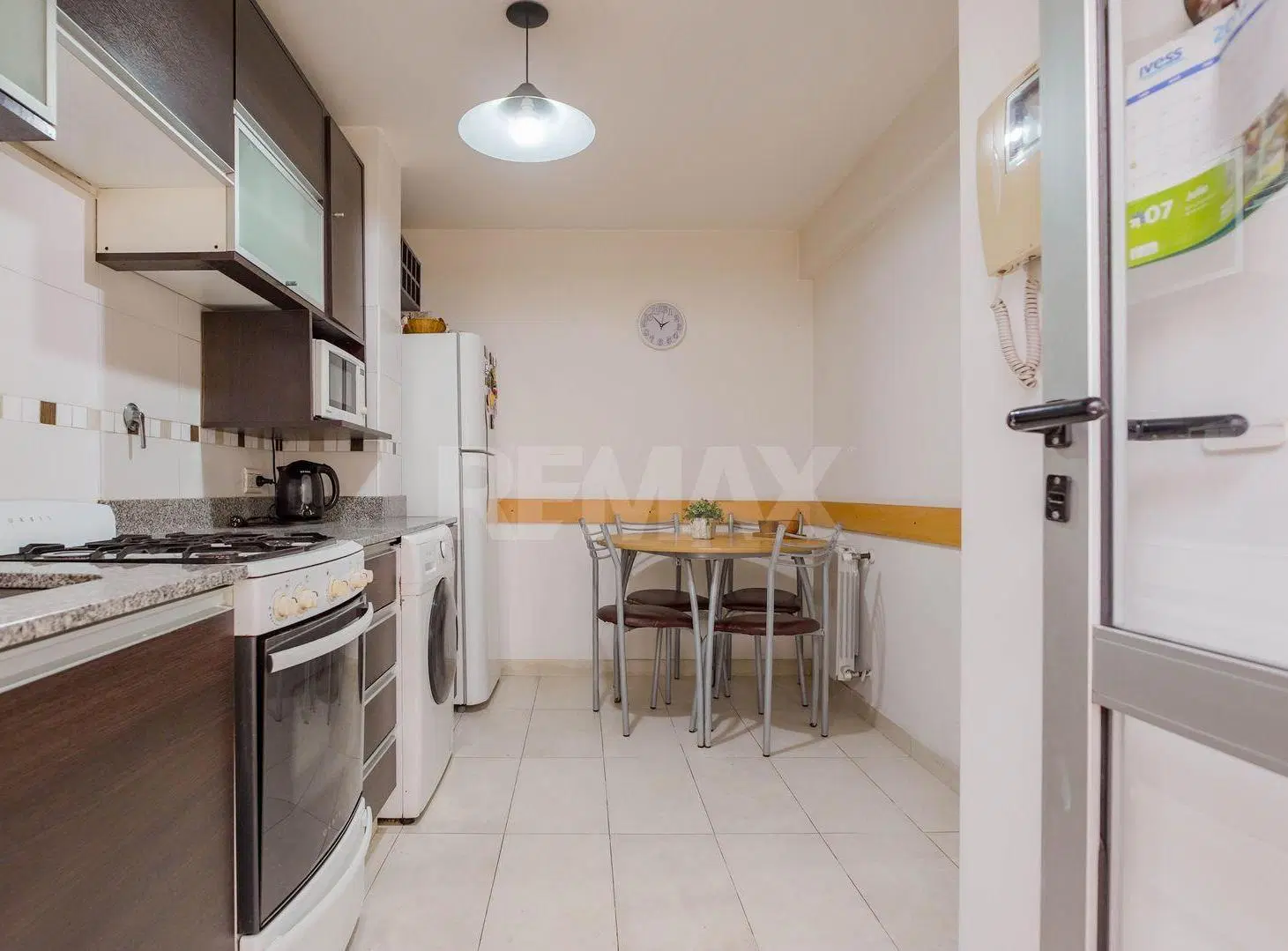 4 ambientes con parrilla + 2 patios APTO CREDITO 2