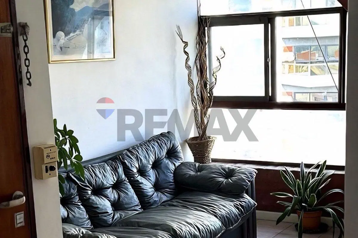 VENTA OFICINA 3 AMBIENTES CON COCHERA EN SAN JUSTO 4