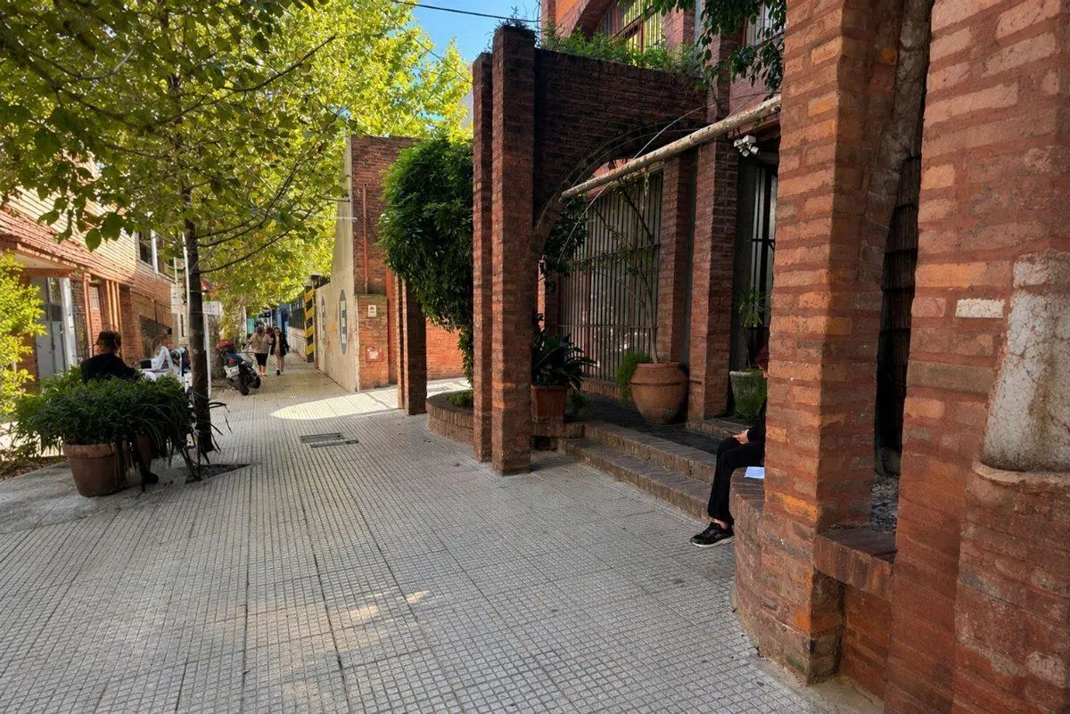 VENTA OFICINA 3 AMBIENTES CON COCHERA EN SAN JUSTO 8