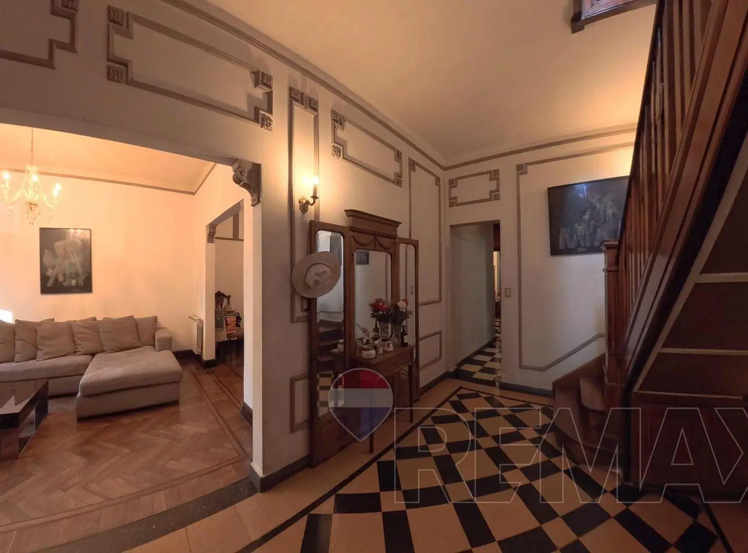 Casa Inglesa de 1913 reciclada a nuevo-Banfield 2
