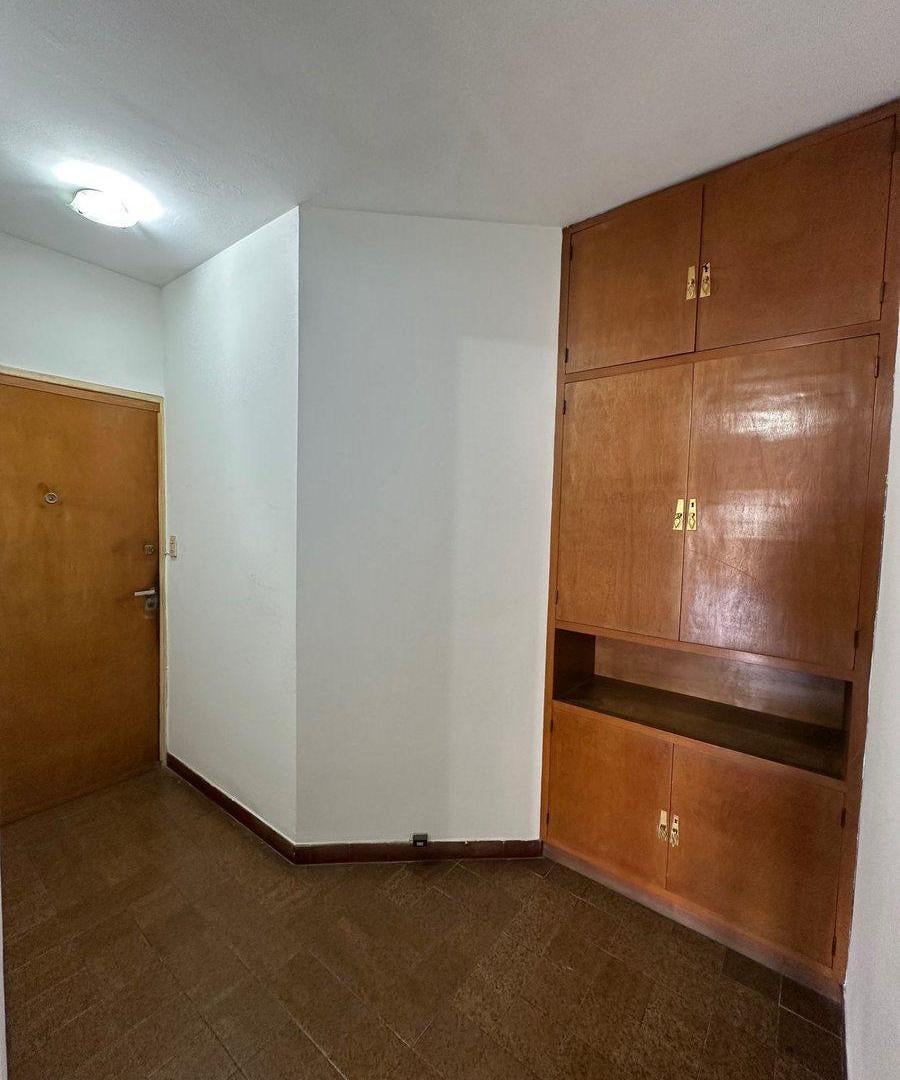 Foto de Monoamb. divisible en alquiler c/ balcón luminoso, imagen 5
