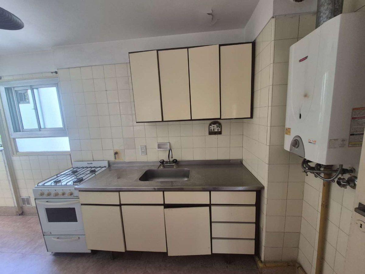 Foto de Departamento en alquiler 3 ambientes en Floresta, imagen 1
