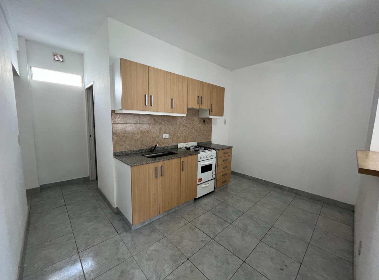 Foto de VENTA PH 3 AMBIENTES PATIO Y TERRAZA V.BALLESTER, imagen 1
