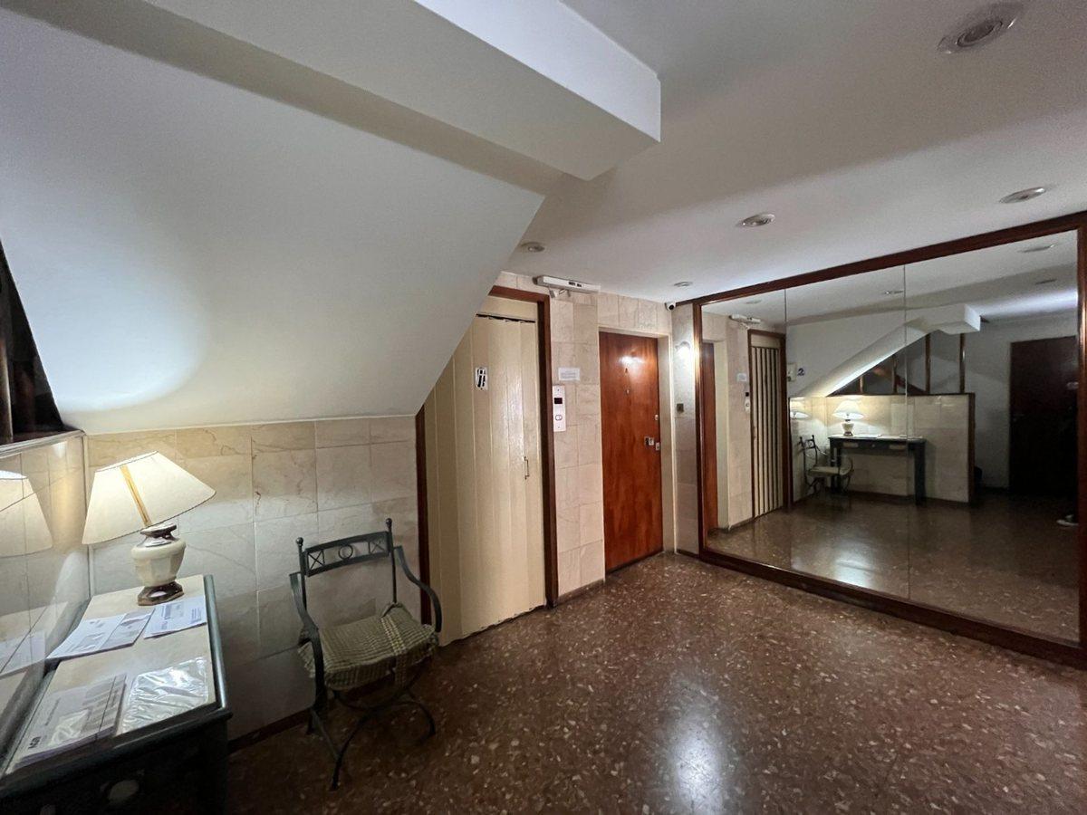 Foto de VENTA 3 AMB BALCON RECICLADO NUEVO - SAN CRISTOBAL, imagen 3