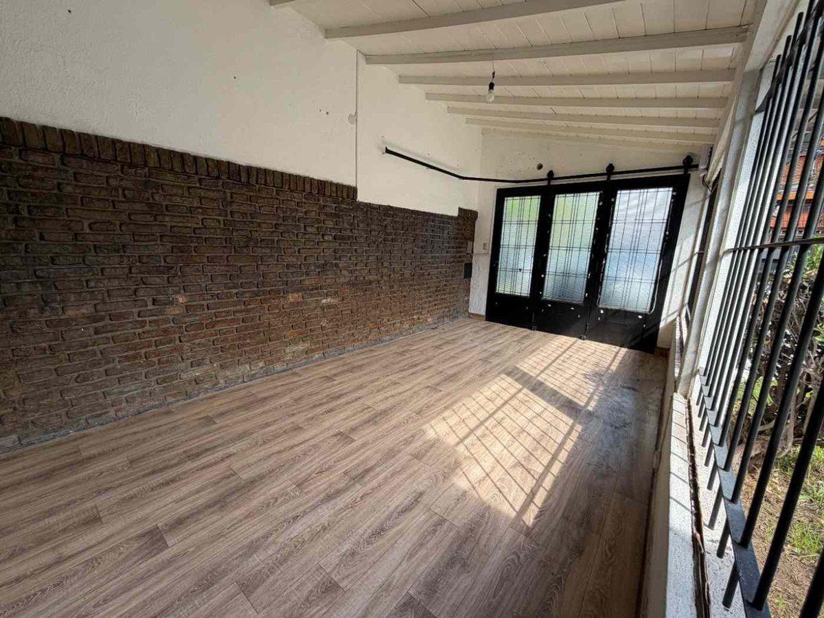 Foto de Venta Casa 5 ambientes en Vicente Lopez cochera, imagen 1