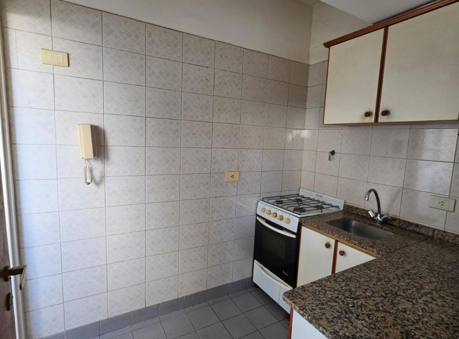Foto de ALQUILER MONOAMBIENTE FLORESTA COC/LAV SEPARADOS, imagen 2