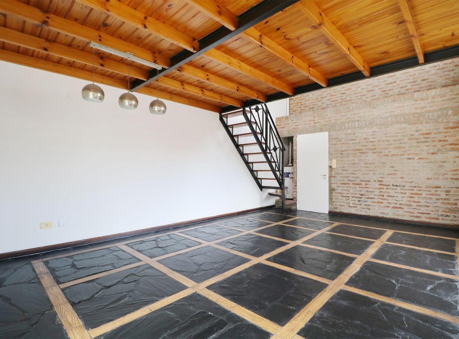 Foto de Excelente PH 2amb. tipo Loft con Terraza propia, imagen 3