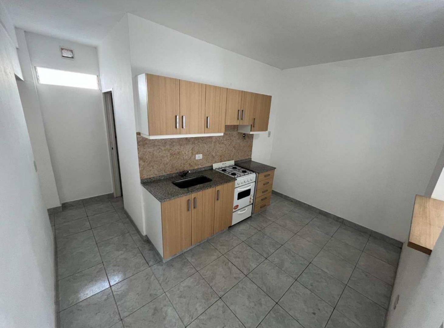 Foto de VENTA PH 3 AMBIENTES PATIO Y TERRAZA V.BALLESTER, imagen 4