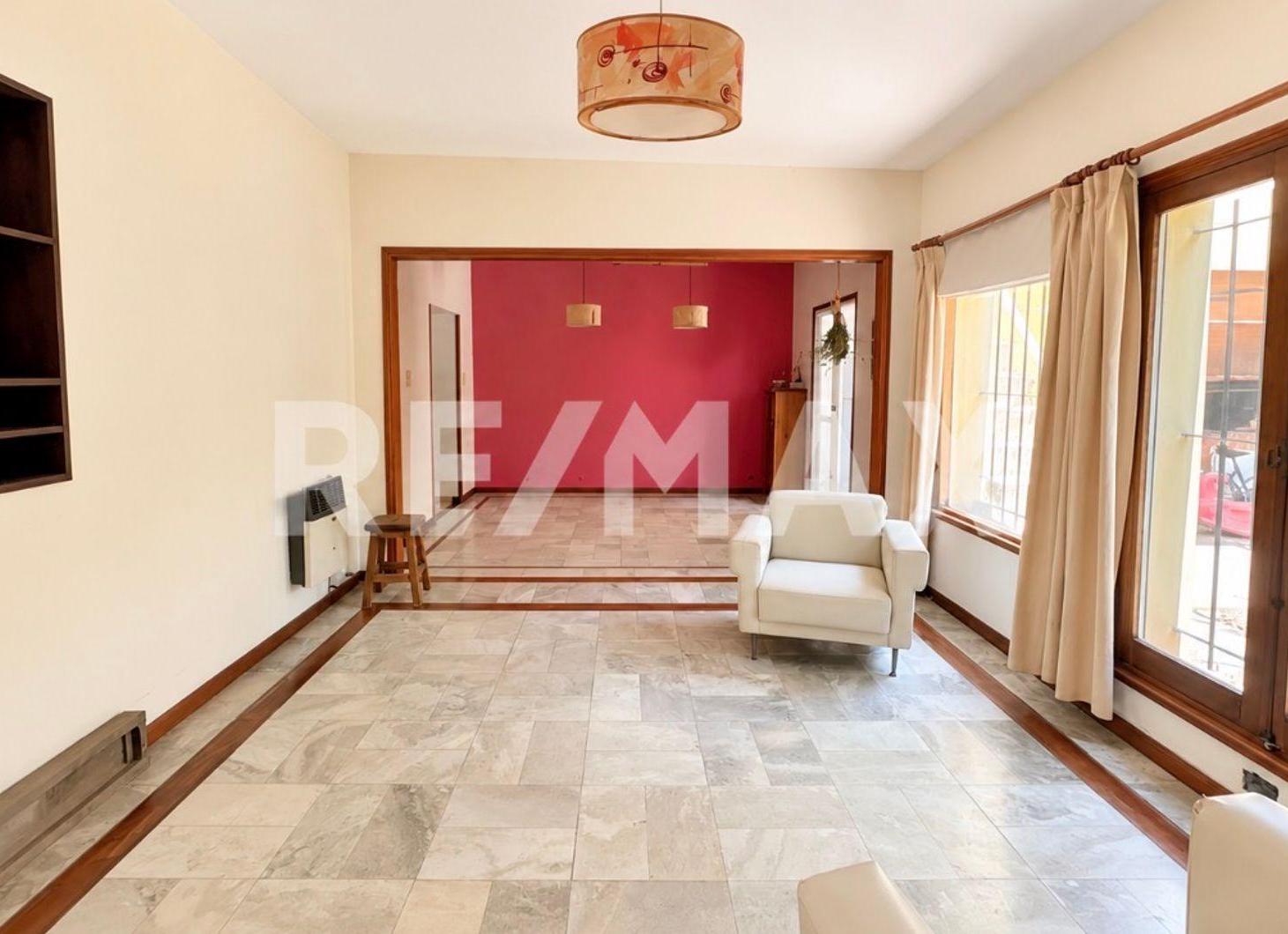 Foto de Venta Chalet 4 ambientes Haedo Sur, imagen 2