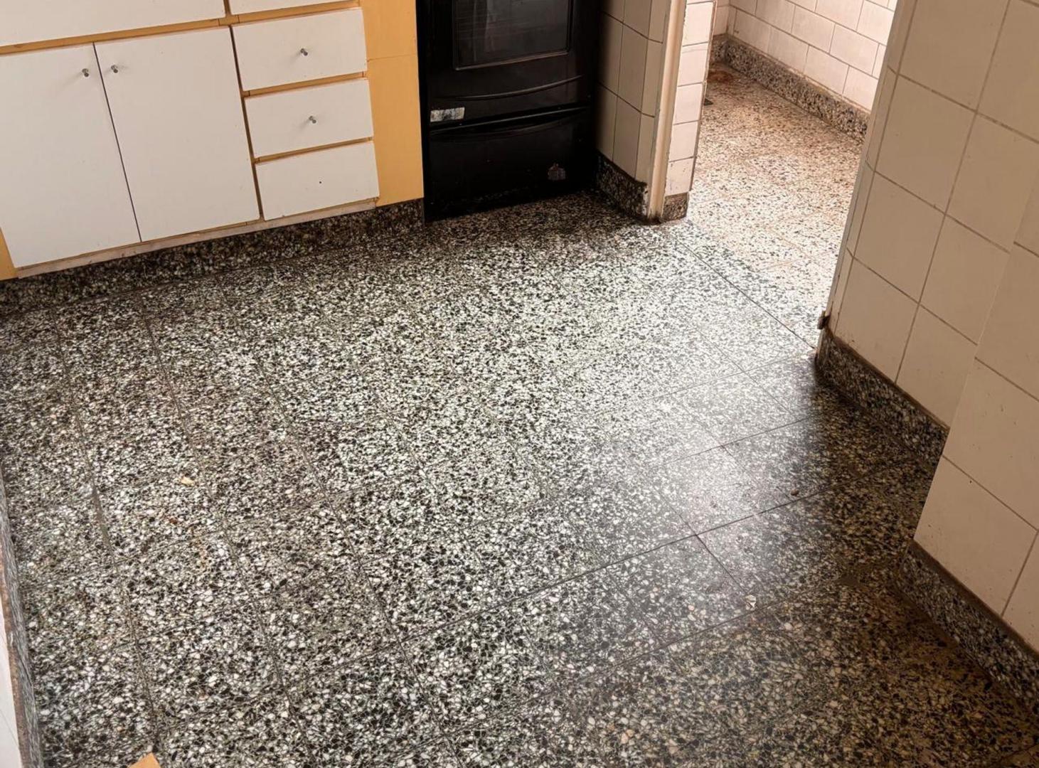 Foto de VENTA 3 AMB PISO 5° VISTA ABIERTA V.CRESPO, imagen 3