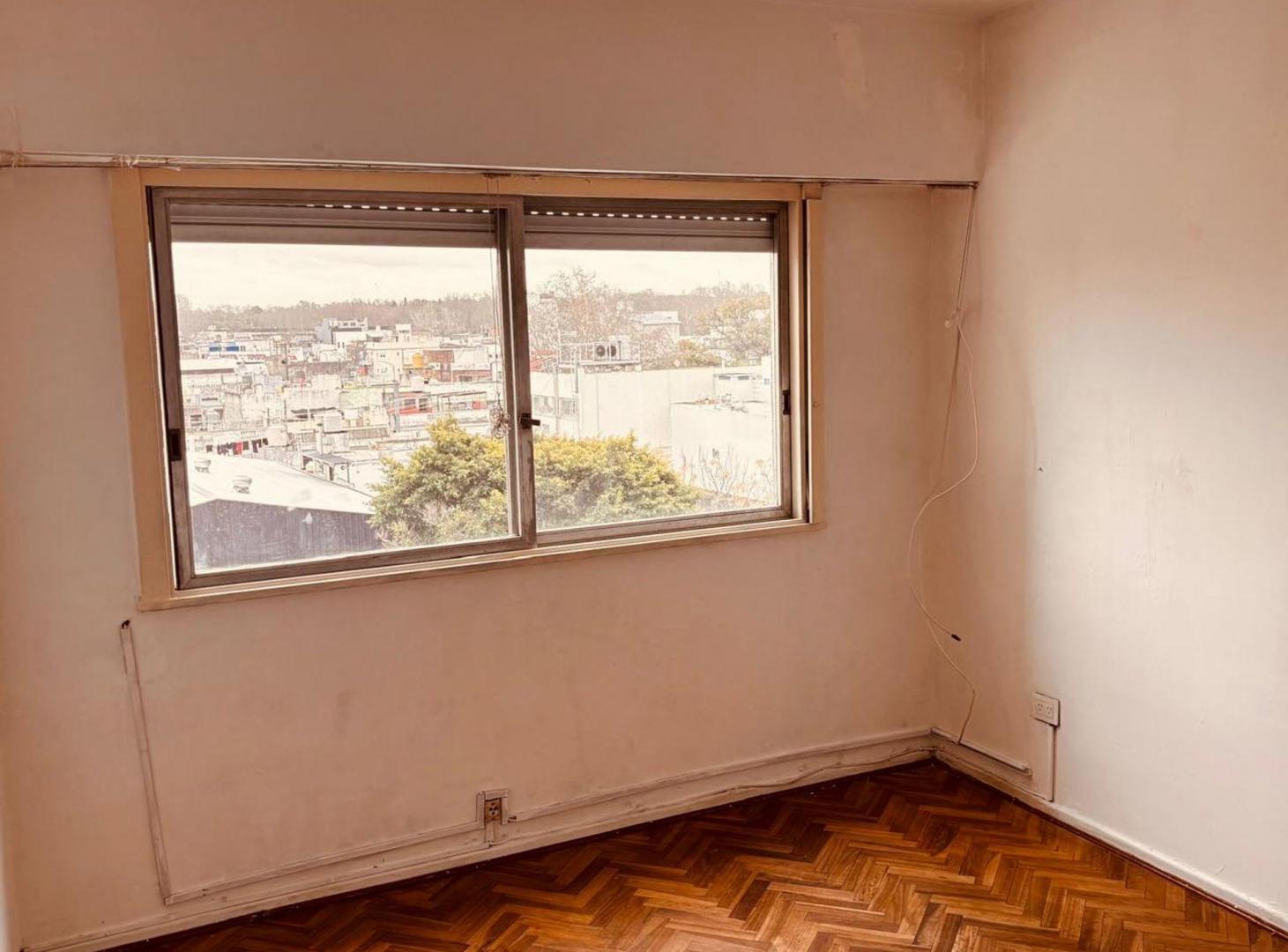 Foto de VENTA 3 AMB PISO 5° VISTA ABIERTA V.CRESPO, imagen 1