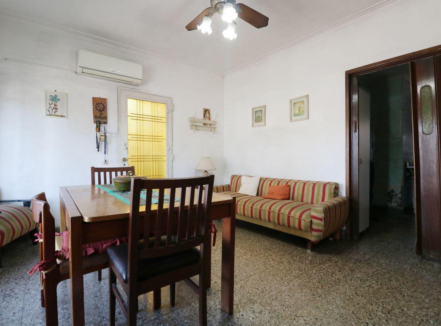 Foto de Venta ph 3 amb ENTADA INDEP, COCHERA Y PATIO, imagen 4