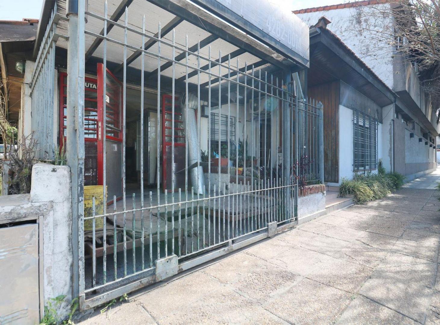 Foto de Venta ph 3 amb ENTADA INDEP, COCHERA Y PATIO, imagen 1