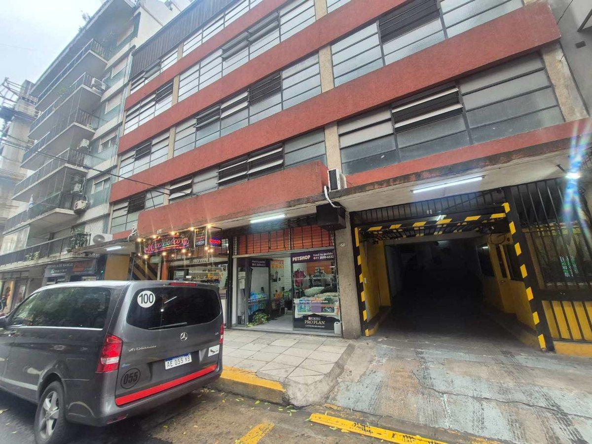 Foto de Venta cochera en Belgrano fija y cubierta, imagen 2