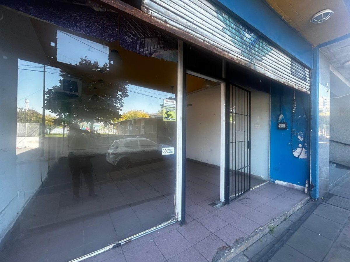 Foto de Local en Venta en La Boca – Ubicación Estratégica, imagen 2