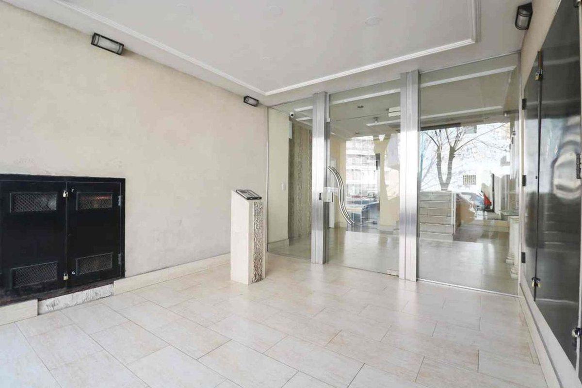 Foto de VENTA 2 AMBIENTES CON BALCON TERRAZA EN FLORESTA, imagen 2
