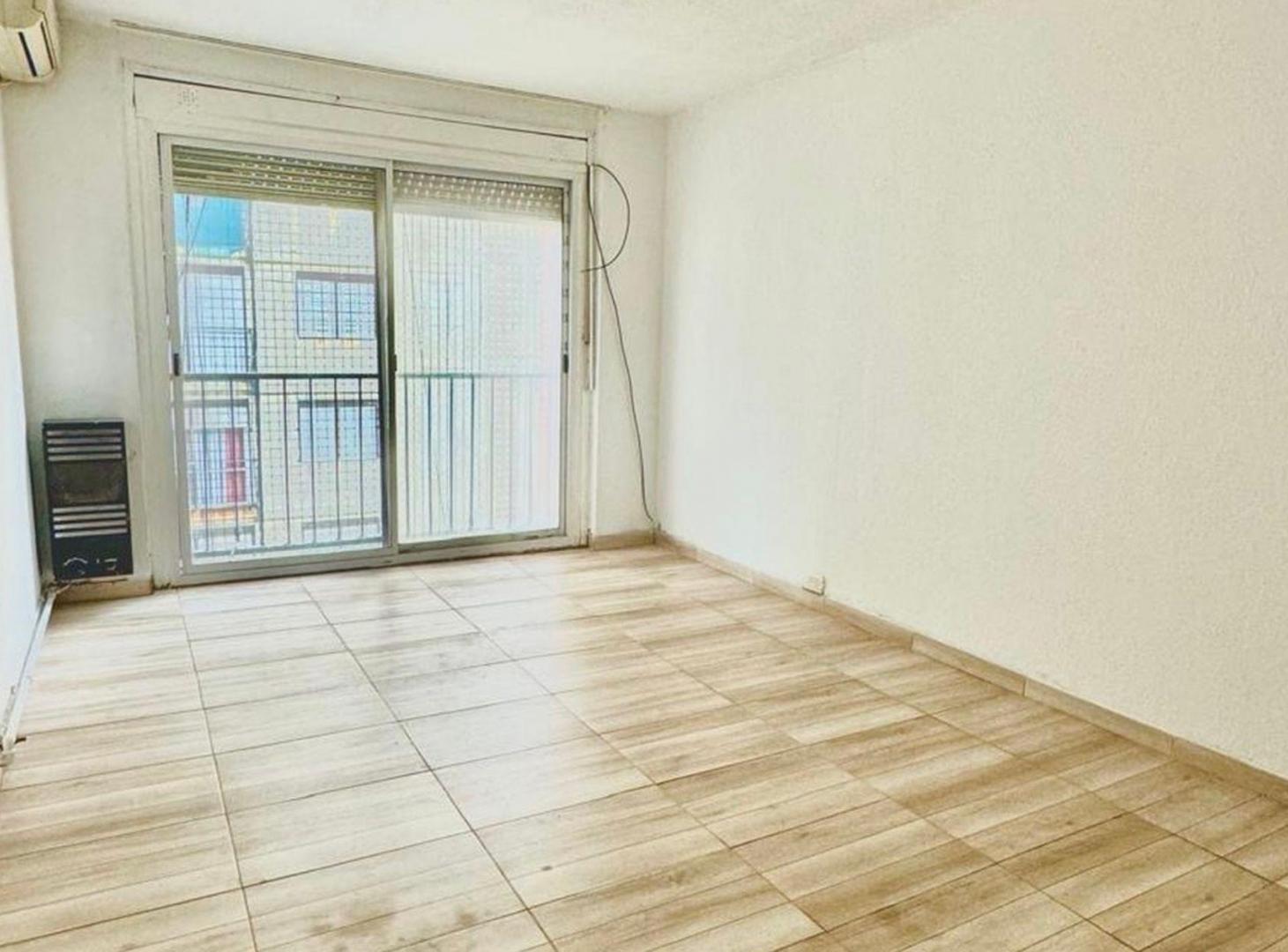 Foto de VENTA DEPARTAMENTO 3 AMBIENTES BARRACAS, imagen 5