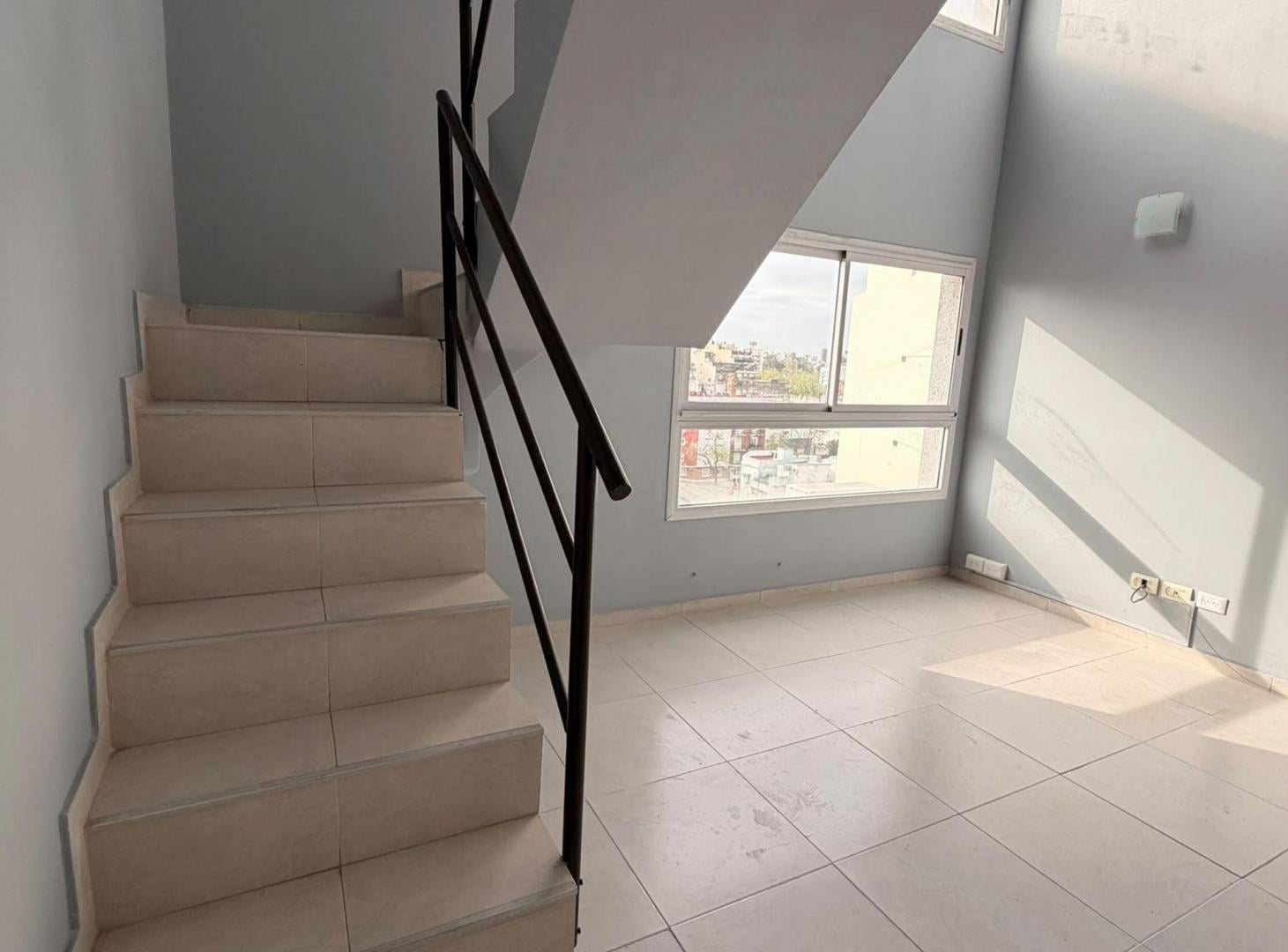 Foto de Departamento 2 ambientes duplex con pileta, imagen 5