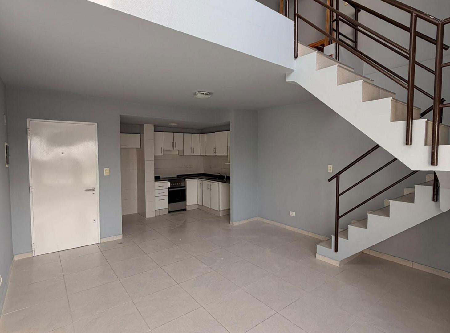 Foto de Departamento 2 ambientes duplex con pileta, imagen 1