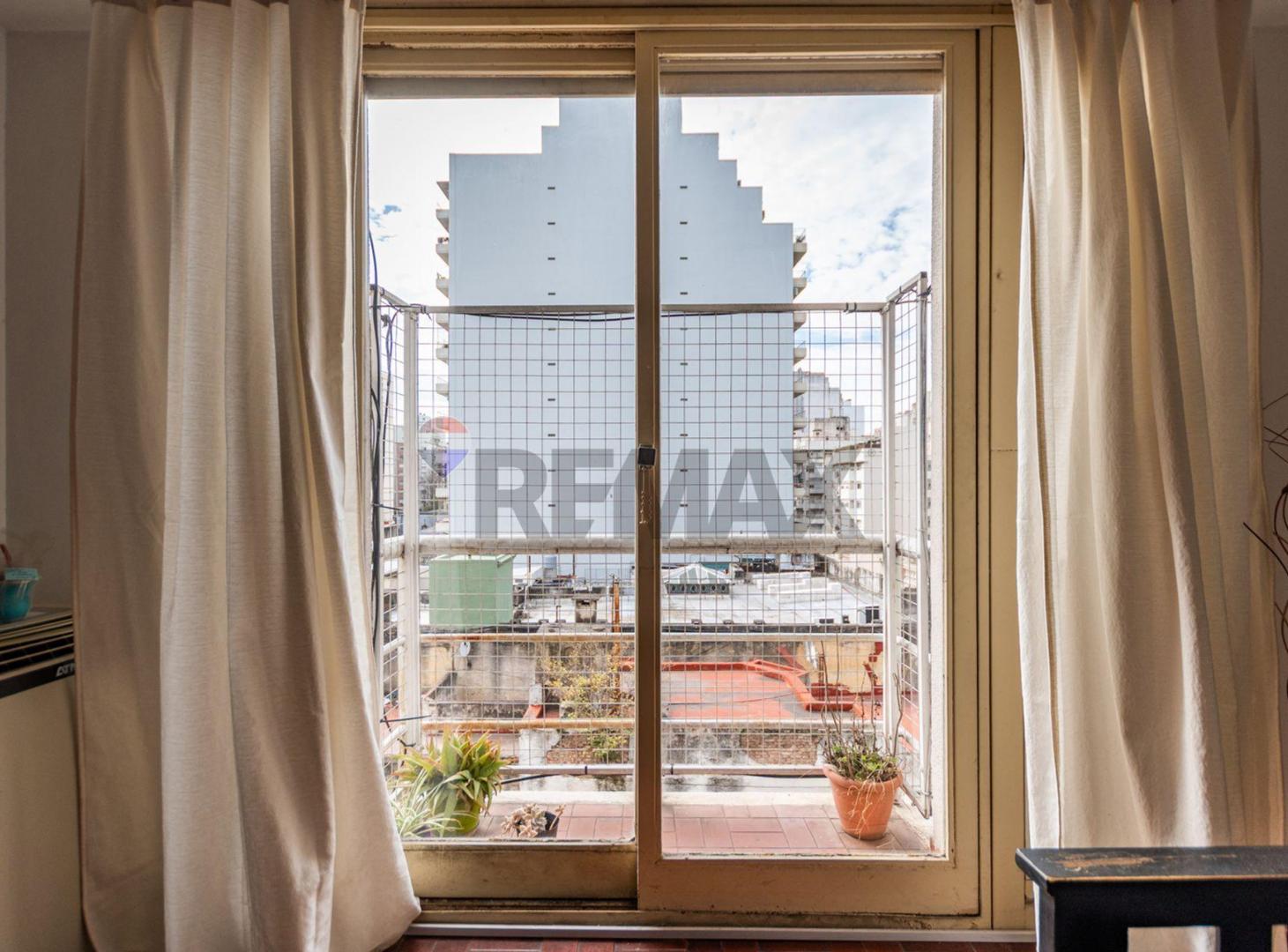 Foto de DEPARTAMENTO 3 AMBIENTES C/COCHERA - SAN CRISTOBAL, imagen 3