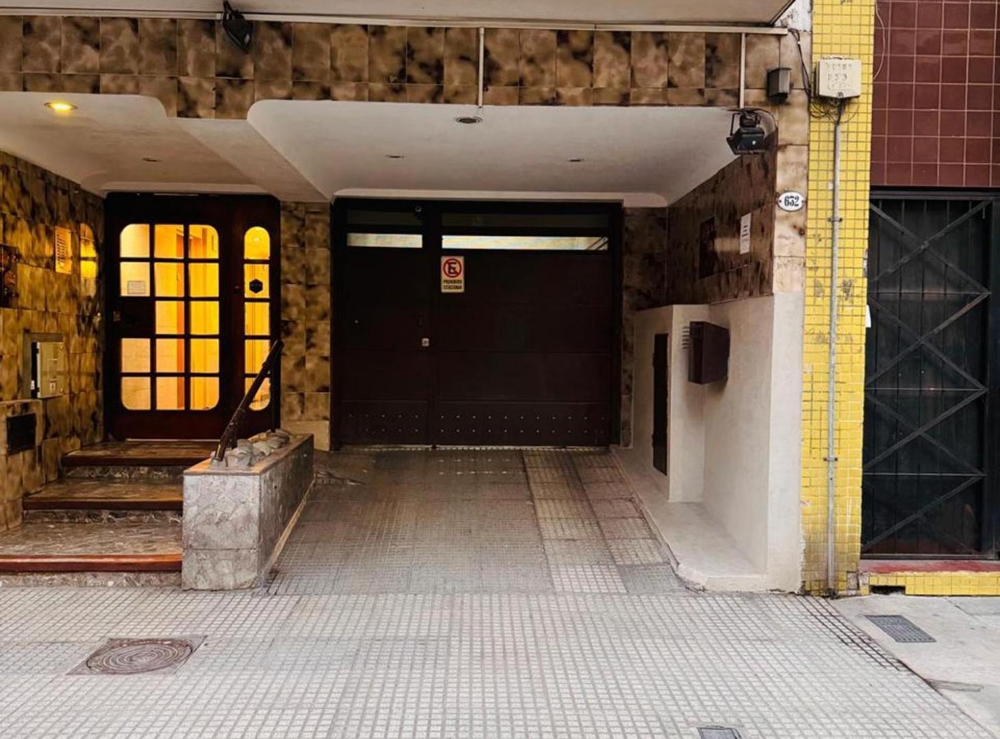 Foto de VENTA COCHERA CUB. EN VILLA CRESPO EXC. ACCESO!, imagen 1