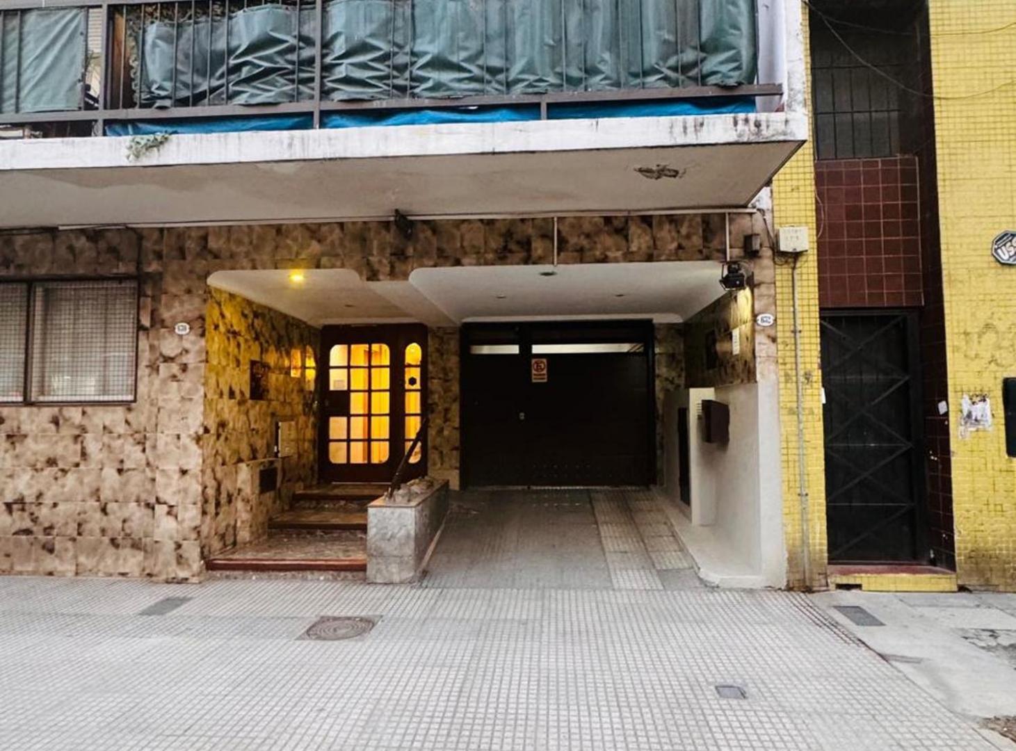 Foto de VENTA COCHERA CUB. EN VILLA CRESPO EXC. ACCESO!, imagen 2