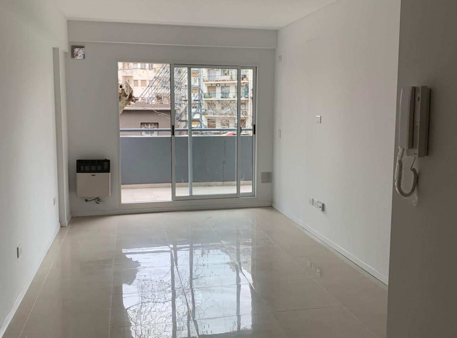 Foto de Alquiler 3 ambientes con balcón en Caballito, imagen 2