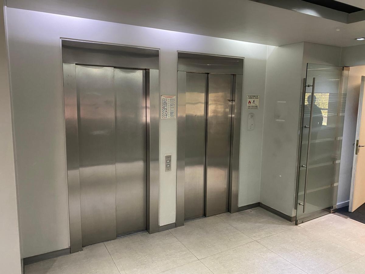 Foto de Av. INGENIERO HUERGO 1335 - EDIFICIO EN BLOCK ALQUILER o VENTA, imagen 5