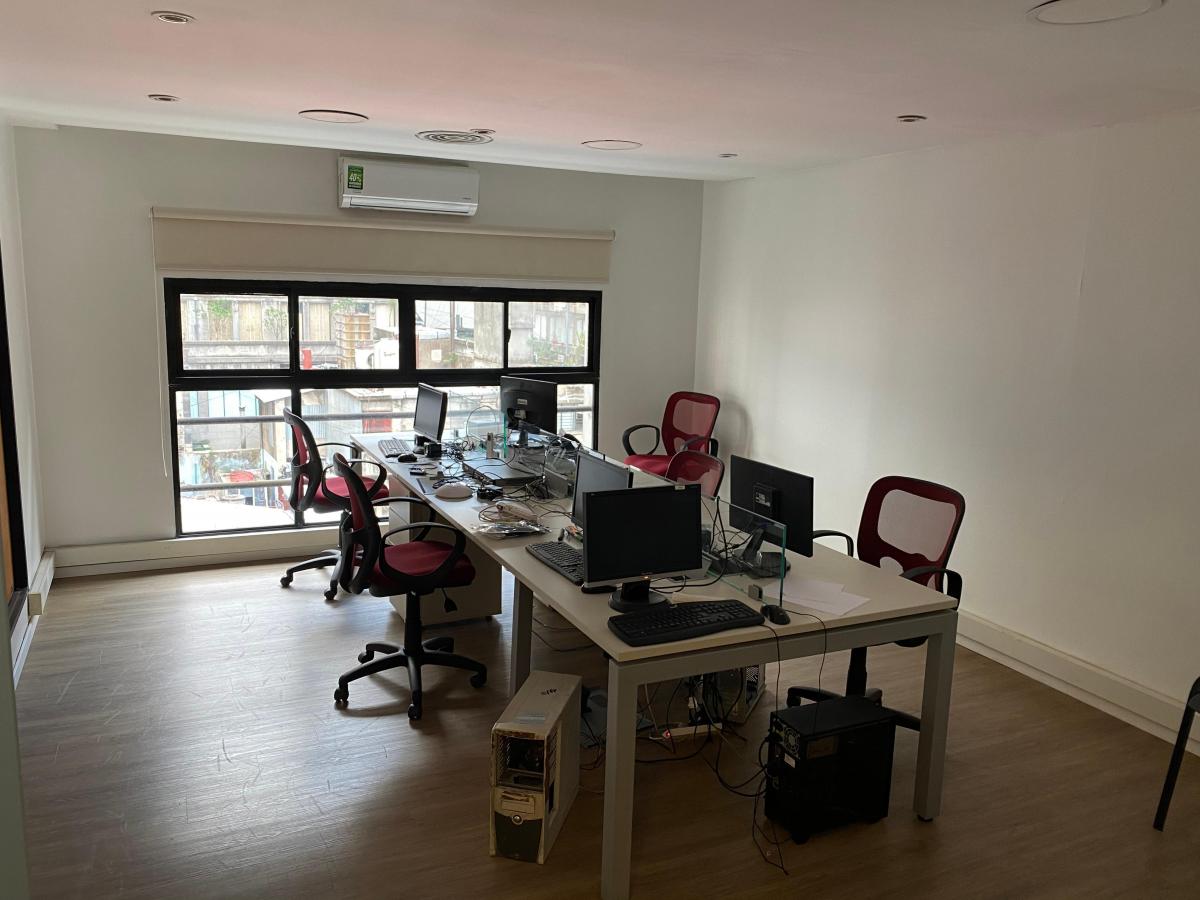Florida 100 Microcentro - Excelente Oficina de 500 m² (Acepta Permuta) 5