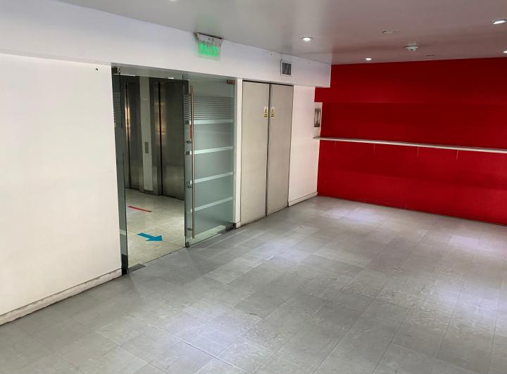 Av. Huergo 1335 - Excelente edificio en block de 2335 m2!!! 2