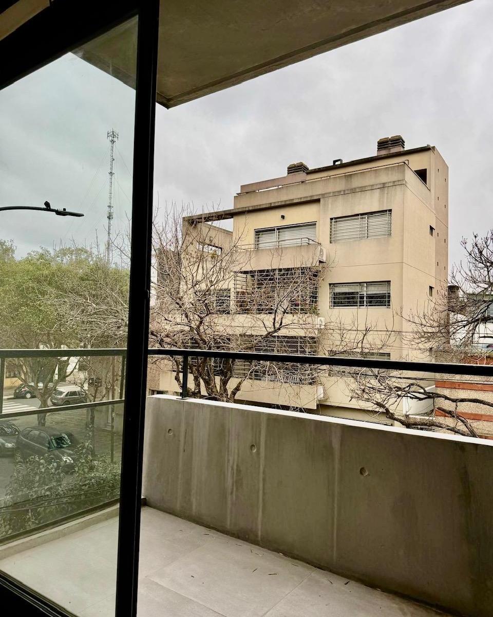 Monoambiente Dividido, Edificio con Terraza y Laundry 4