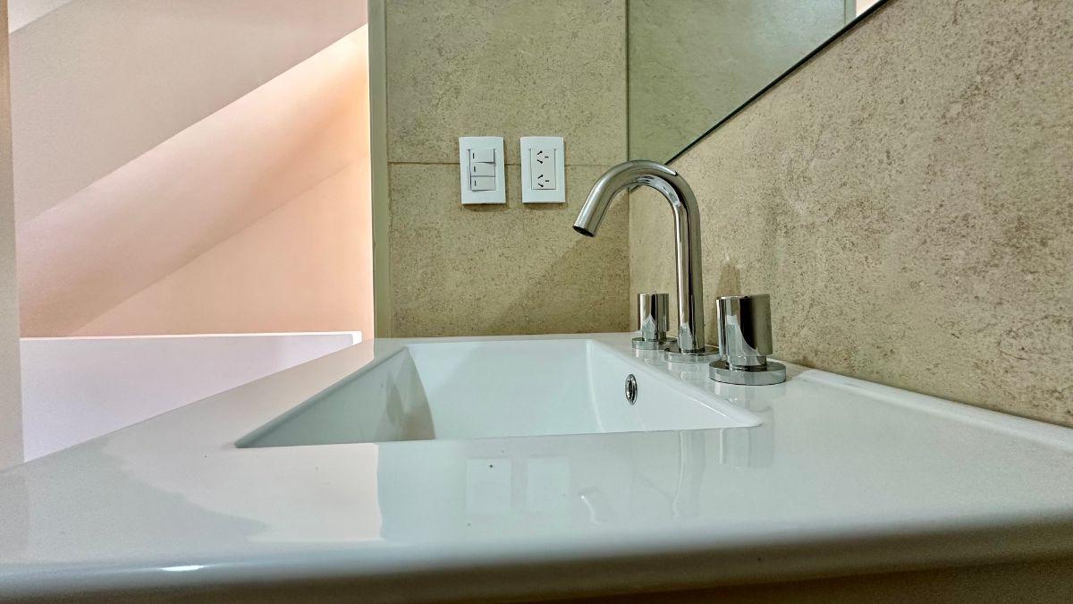 3AMB. A ESTRENAR 1 SUITE, TRÍPLEX C/ COCH. 1 C/ AV. MAIPU. AMPLIA TERRAZA C/ PARRILLA
