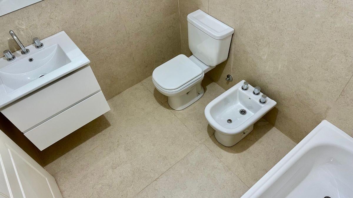 3AMB. A ESTRENAR 1 SUITE, TRÍPLEX C/ COCH. 1 C/ AV. MAIPU. AMPLIA TERRAZA C/ PARRILLA