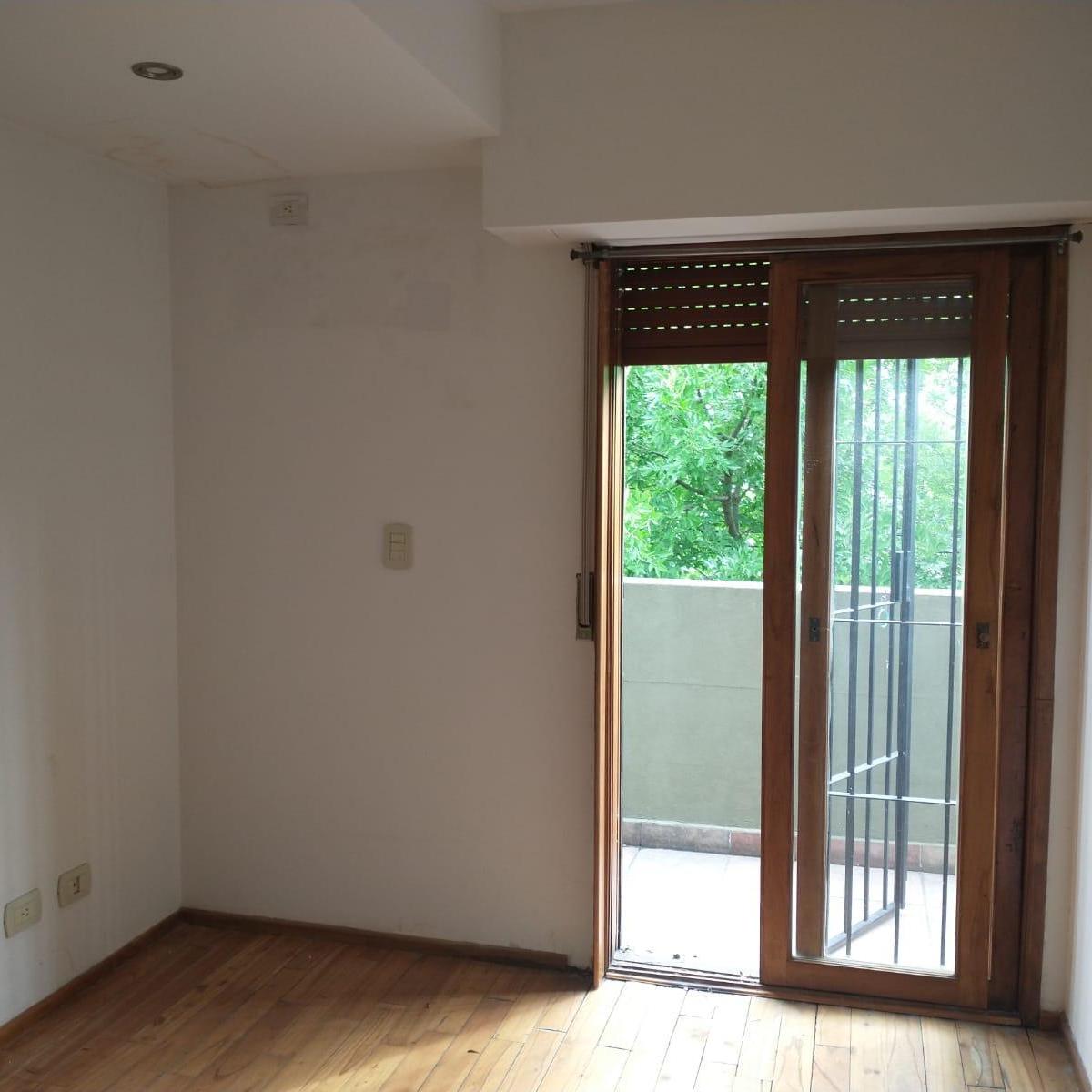 Venta Dúplex con Terraza 5 Ambientes, con Devoto 2