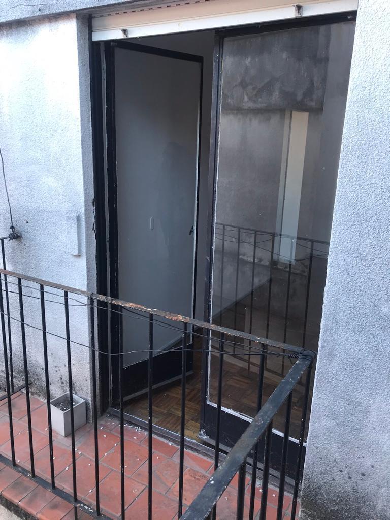 Oportunidad! Dos Ambientes con Balcón - 8° Piso - Belgrano - con Renta 2