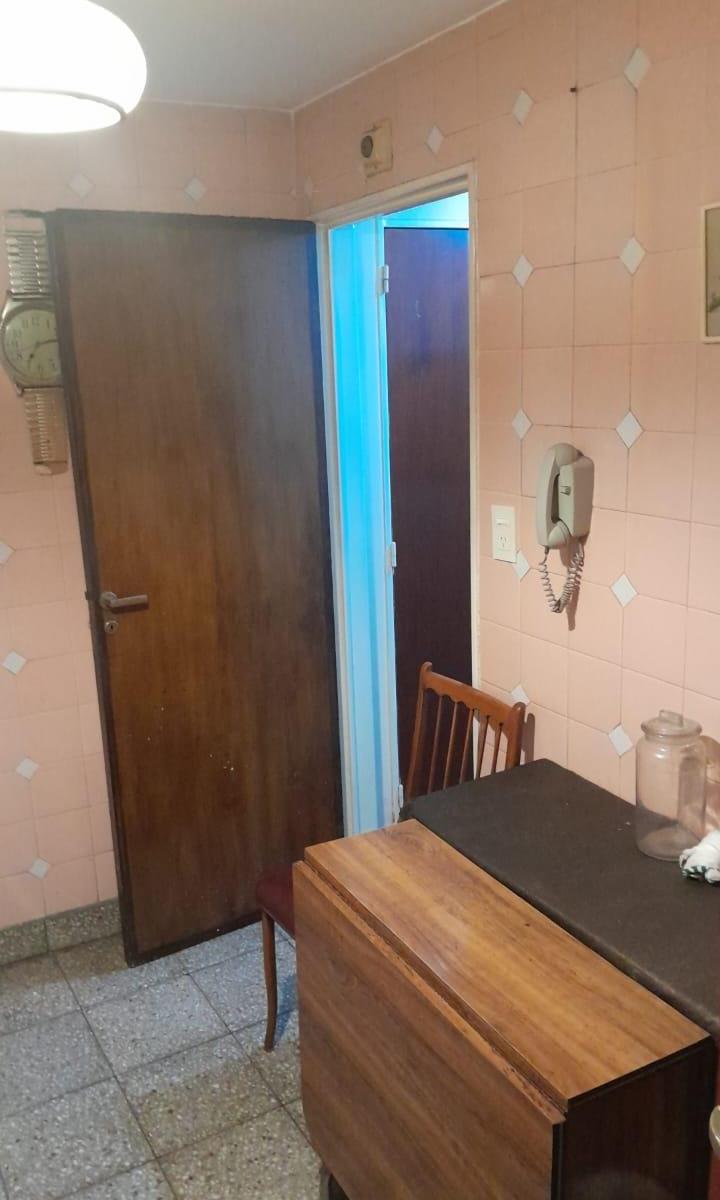 3 Ambientes en Pb Al Frente con Patio - 2